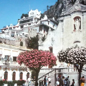 Vello D'oro Ταορμίνα
